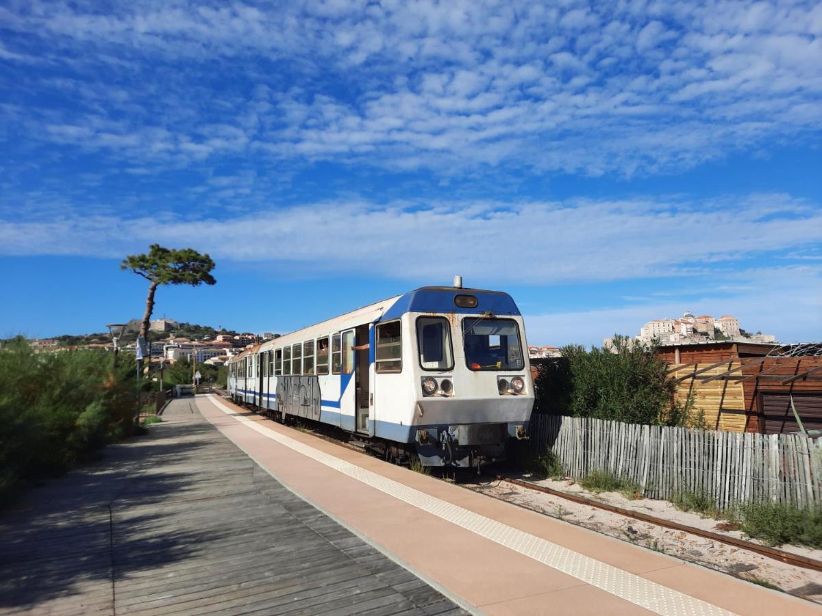 T2 Vue Mer Acces Plage Calvi  Exterior foto